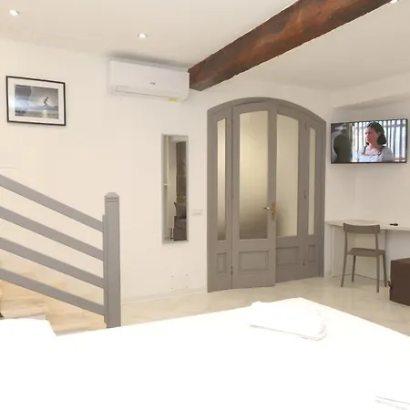 Casa Vacanze Nonna Pina Holiday home Cefalu